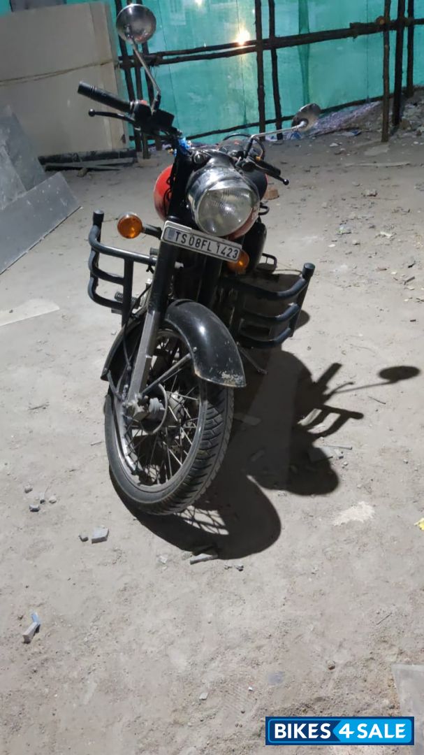 Royal Enfield Classic 350 Redditch Red