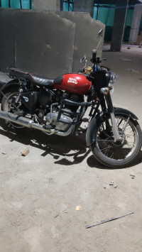 Royal Enfield Classic 350 Redditch Red