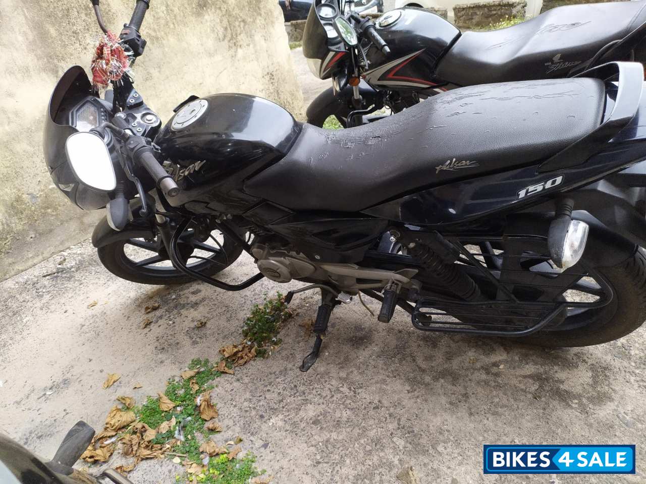 Bajaj Pulsar 150