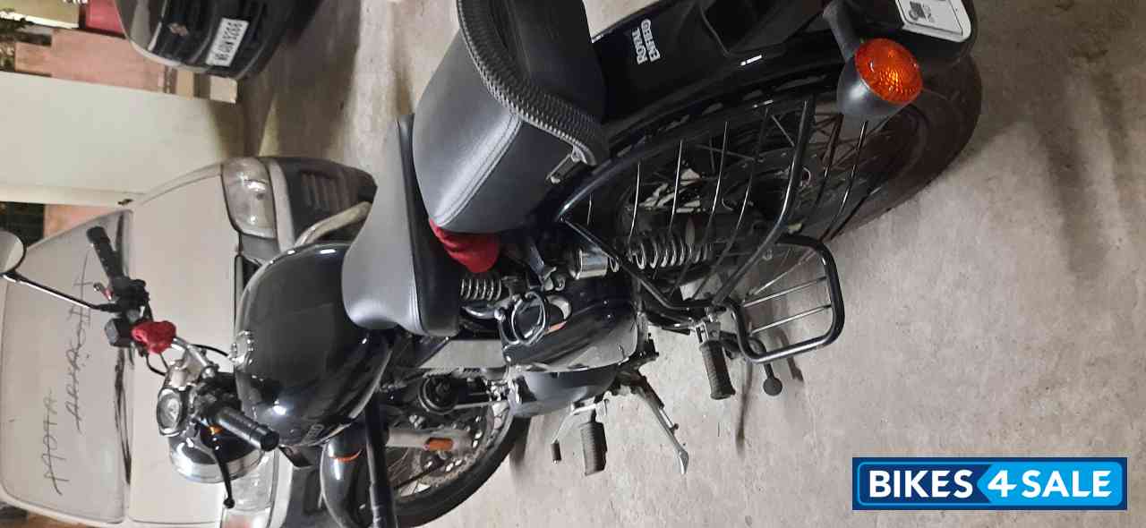 Pure Black Royal Enfield Classic 350 Single Channel BS6