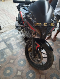 Bajaj Pulsar RS 200