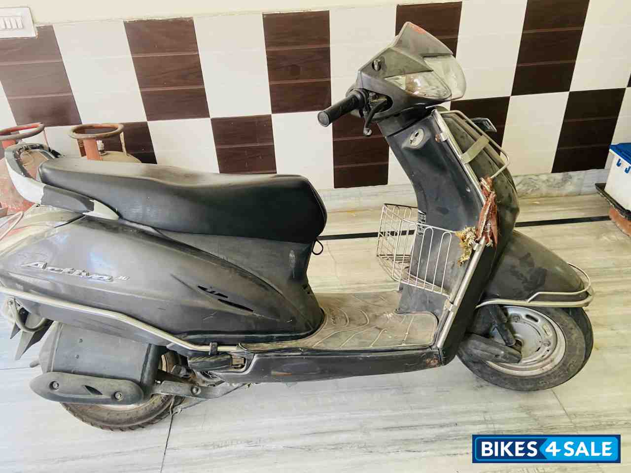 Grey Honda Activa 3G