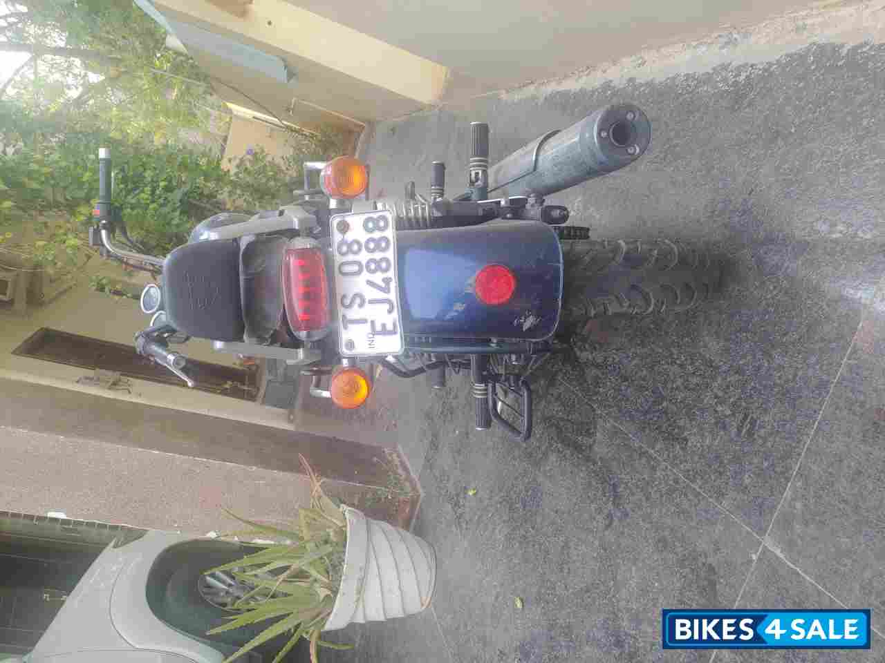 Royal Enfield Thunderbird 350