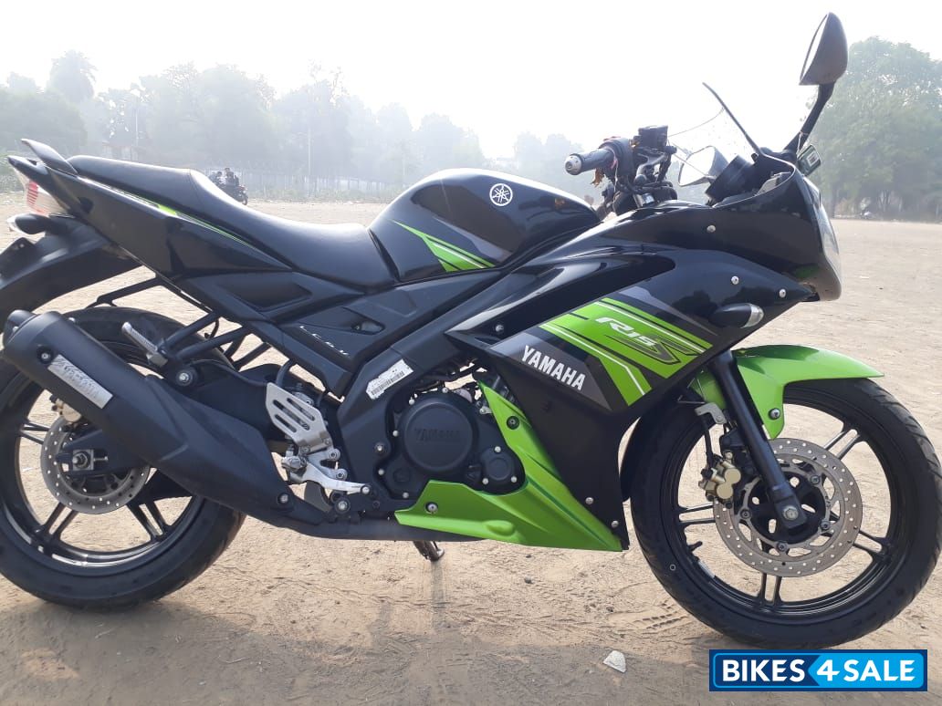 Yamaha YZF R15 S