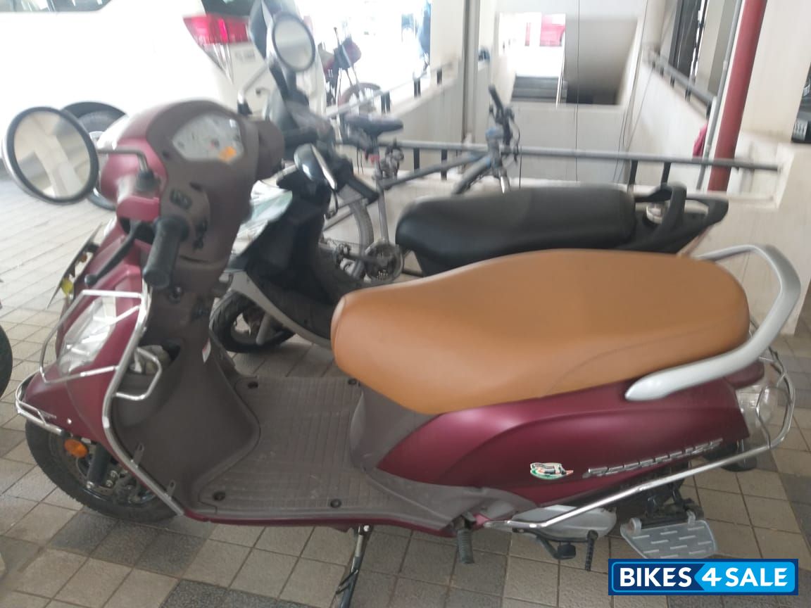 Maroon Suzuki Access 125 Special Edition