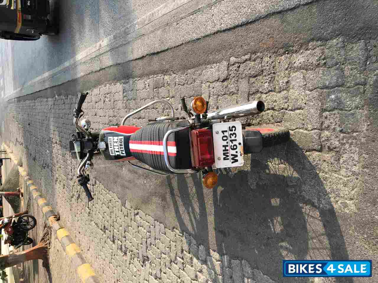 Black Red Yamaha RX 135