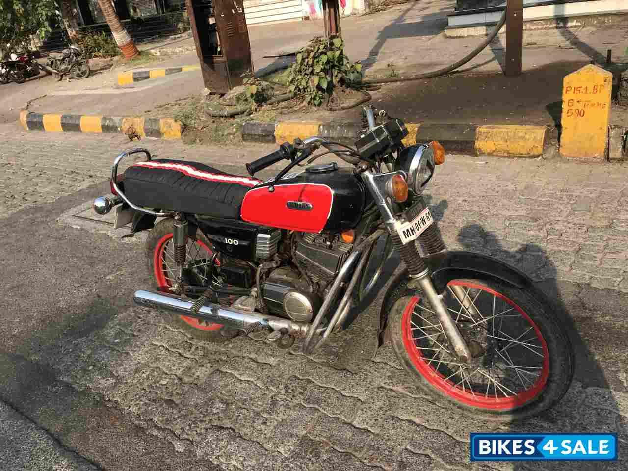 Black Red Yamaha RX 135