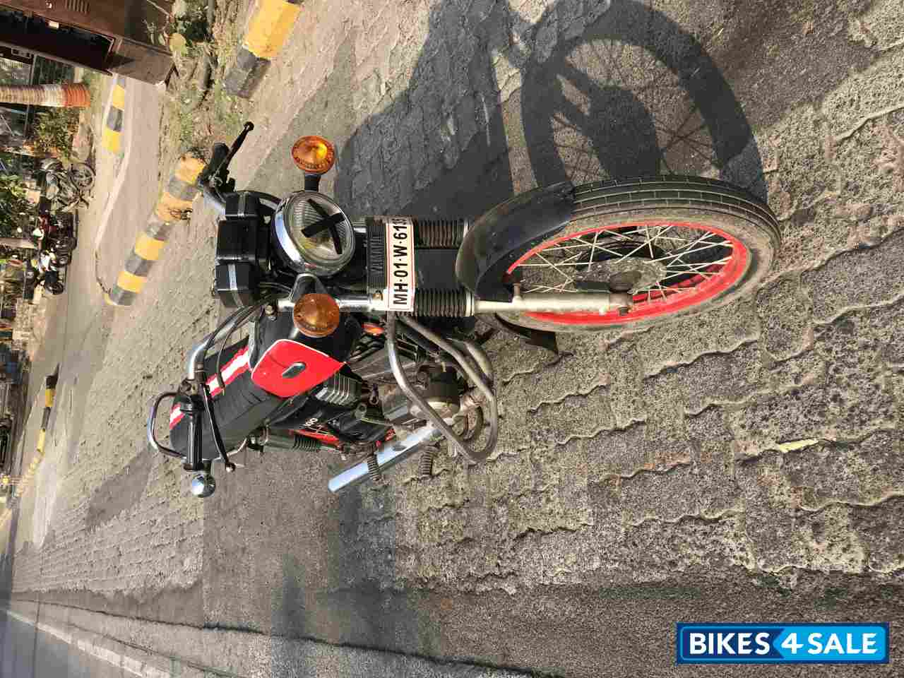 Black Red Yamaha RX 135