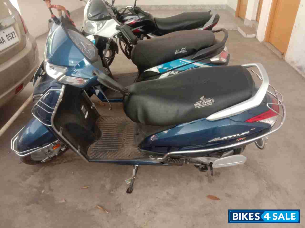 Blue Honda Activa 6G