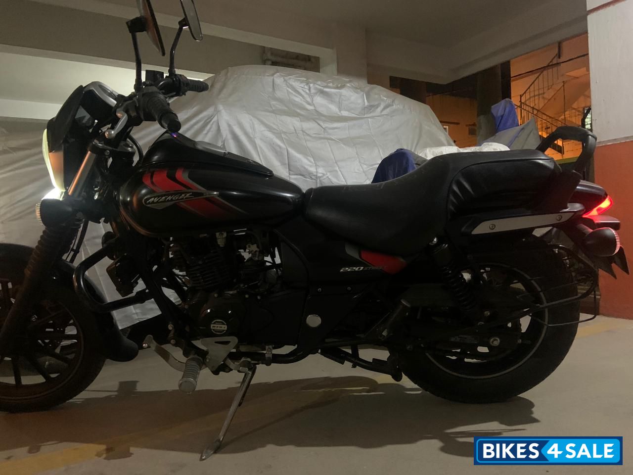 Matte Black Bajaj Avenger Street 220 Matte Black Bajaj Avenger Street 220