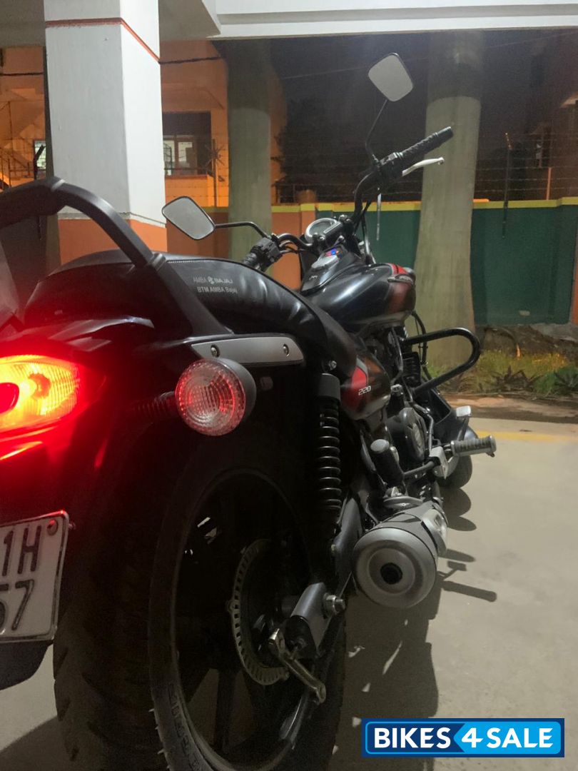 Matte Black Bajaj Avenger Street 220 Matte Black Bajaj Avenger Street 220