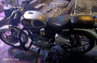 Silver Royal Enfield Classic 500
