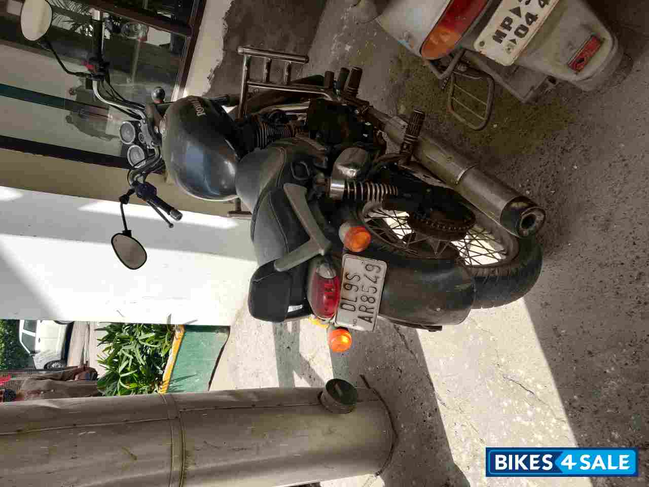 Royal Enfield Thunderbird 350 Royal Enfield Thunderbird 350