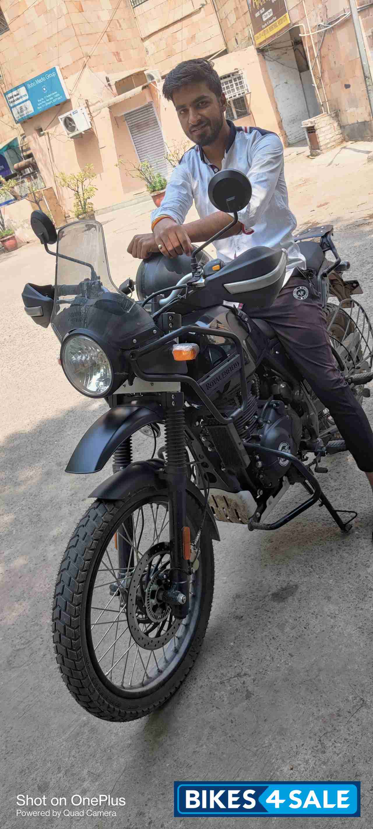 Granite Black Royal Enfield Himalayan BS VI