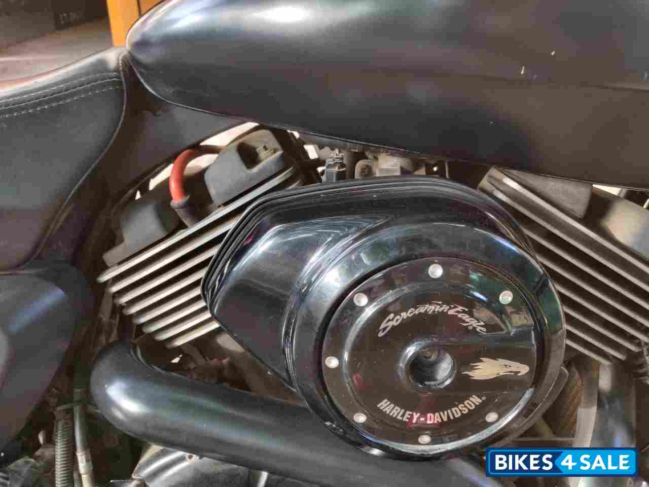 Matte Black Harley Davidson Street 750