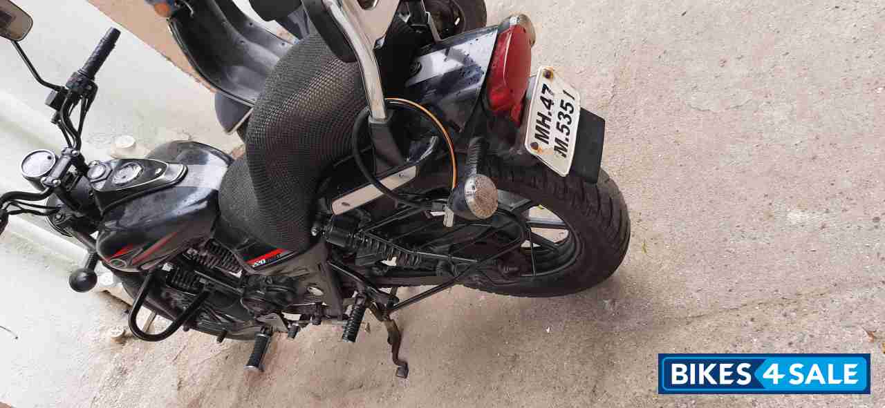 Mate Black Bajaj Avenger Street 220