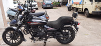 Mate Black Bajaj Avenger Street 220
