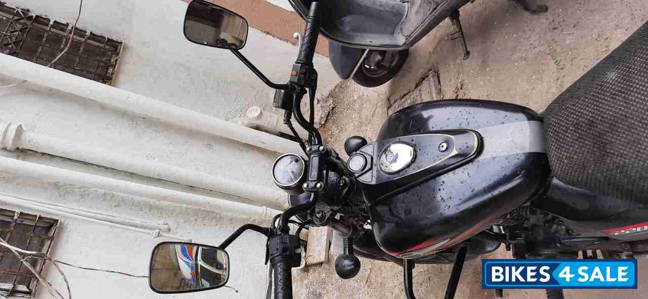 Mate Black Bajaj Avenger Street 220