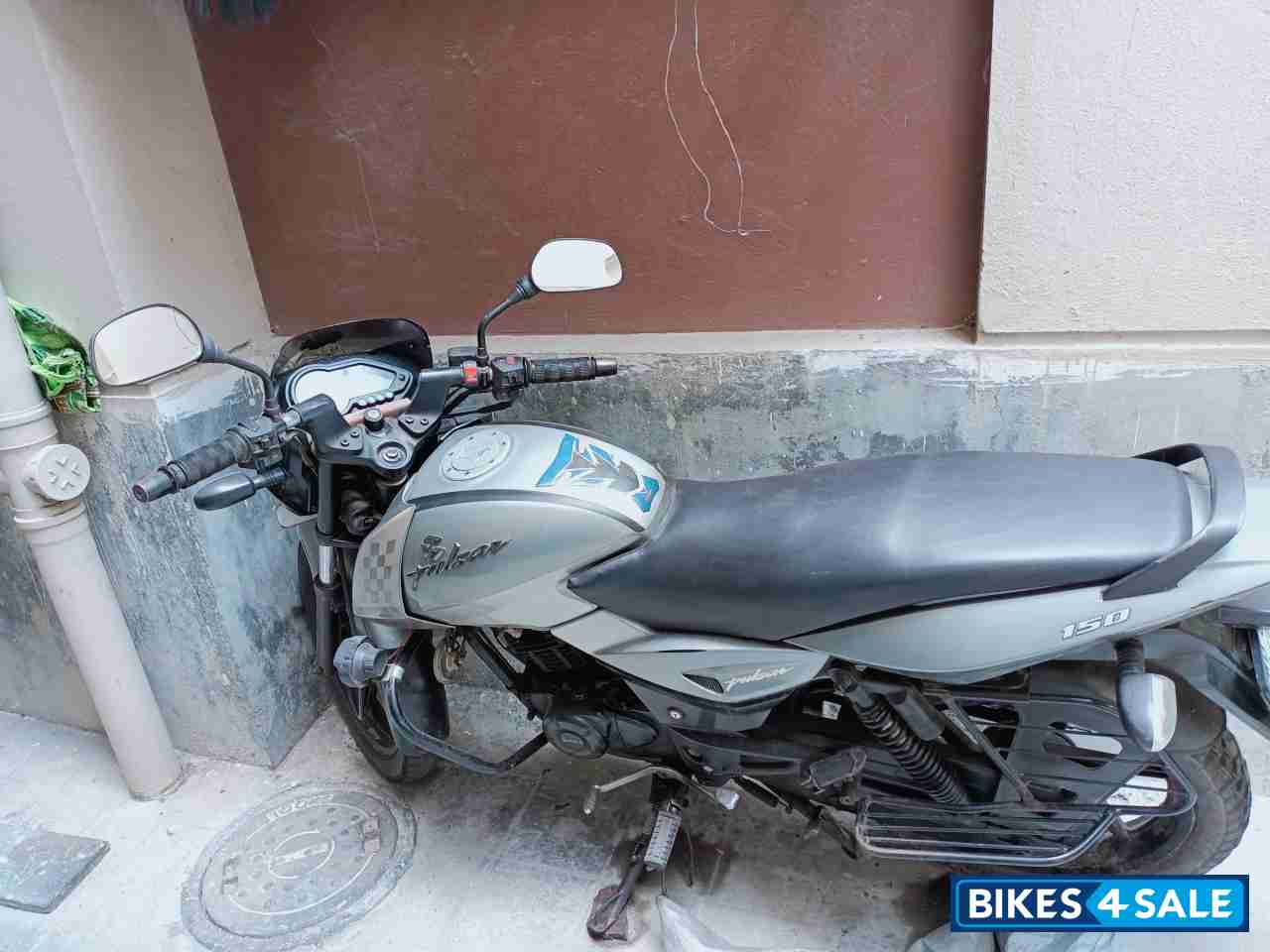 Bajaj Pulsar 150