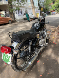 Black Royal Enfield Bullet 350