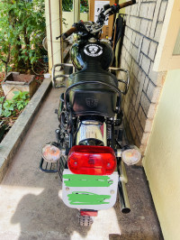 Black Royal Enfield Bullet 350