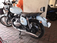 Sky Blue Jawa 42 Dual Channel ABS Sirius White