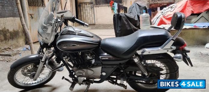 Bajaj Avenger Cruise 220