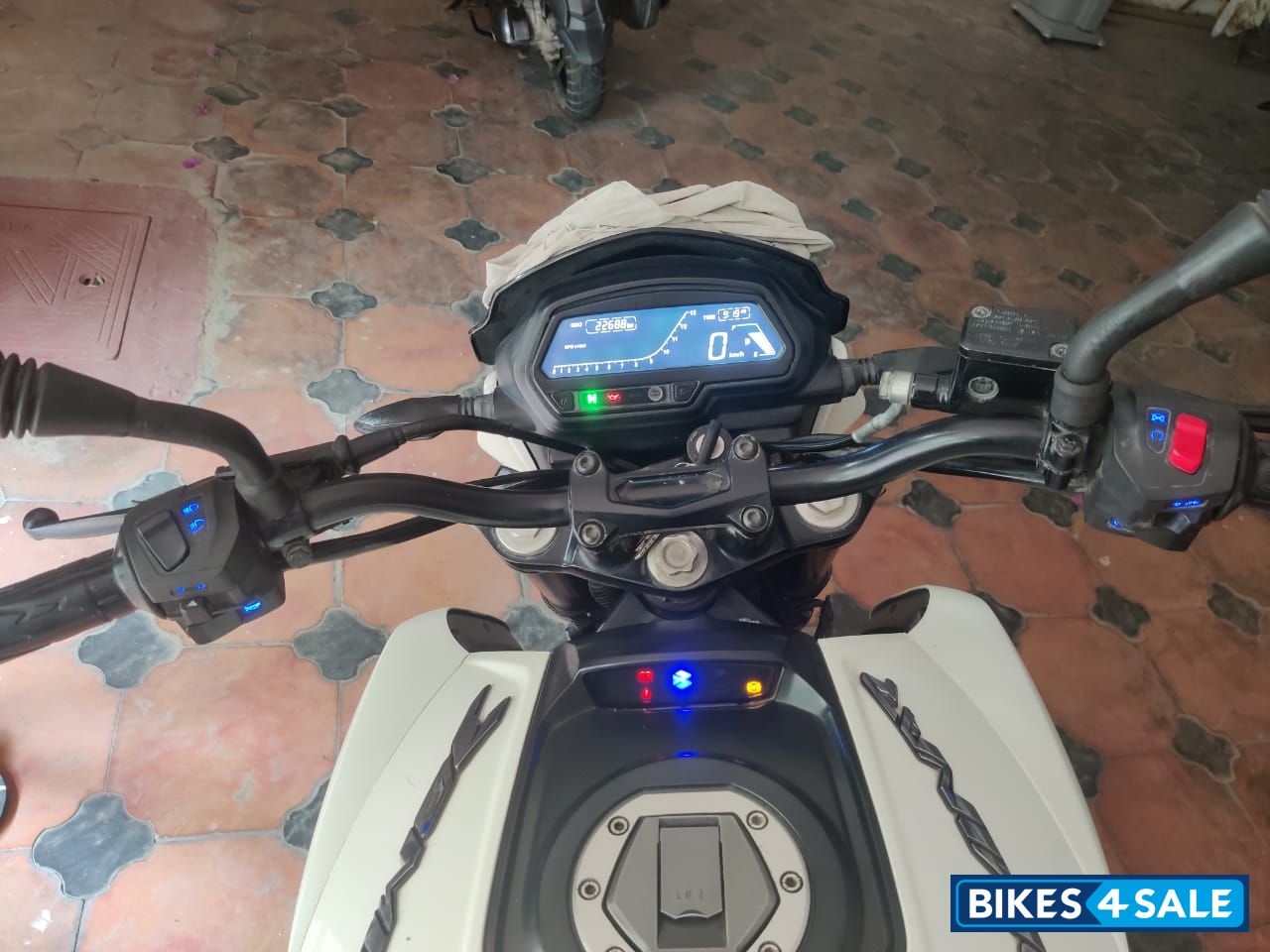 Bajaj Dominar 400 Disc