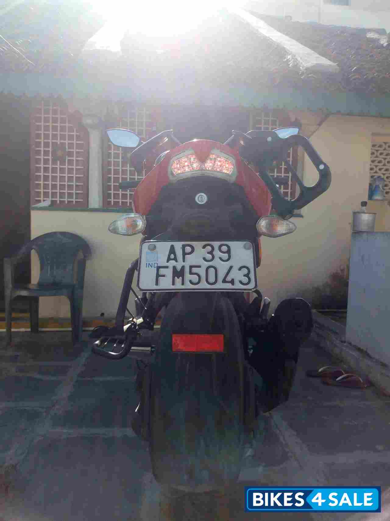 Red TVS Apache RTR 160 4V BS6