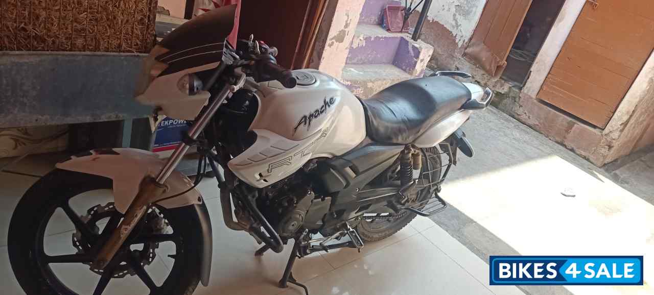 TVS Apache RTR 180