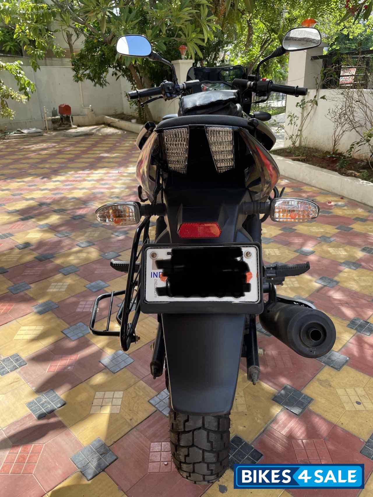 Black & Red Bajaj Pulsar 150 Twin Disc