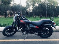 Bajaj Avenger Street 220