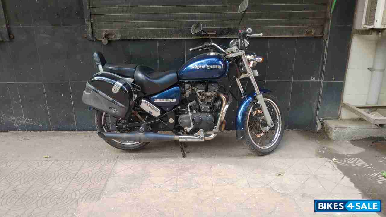Marine Blue Royal Enfield Thunderbird 350