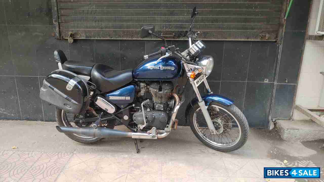 Marine Blue Royal Enfield Thunderbird 350 Marine Blue Royal Enfield Thunderbird 350