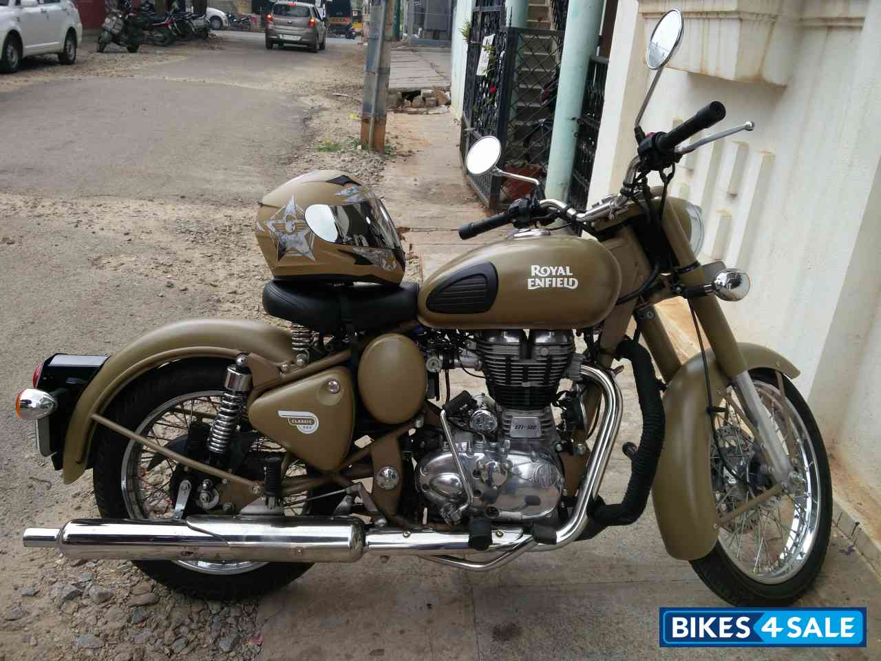 Desert Storm Royal Enfield Classic Desert Storm