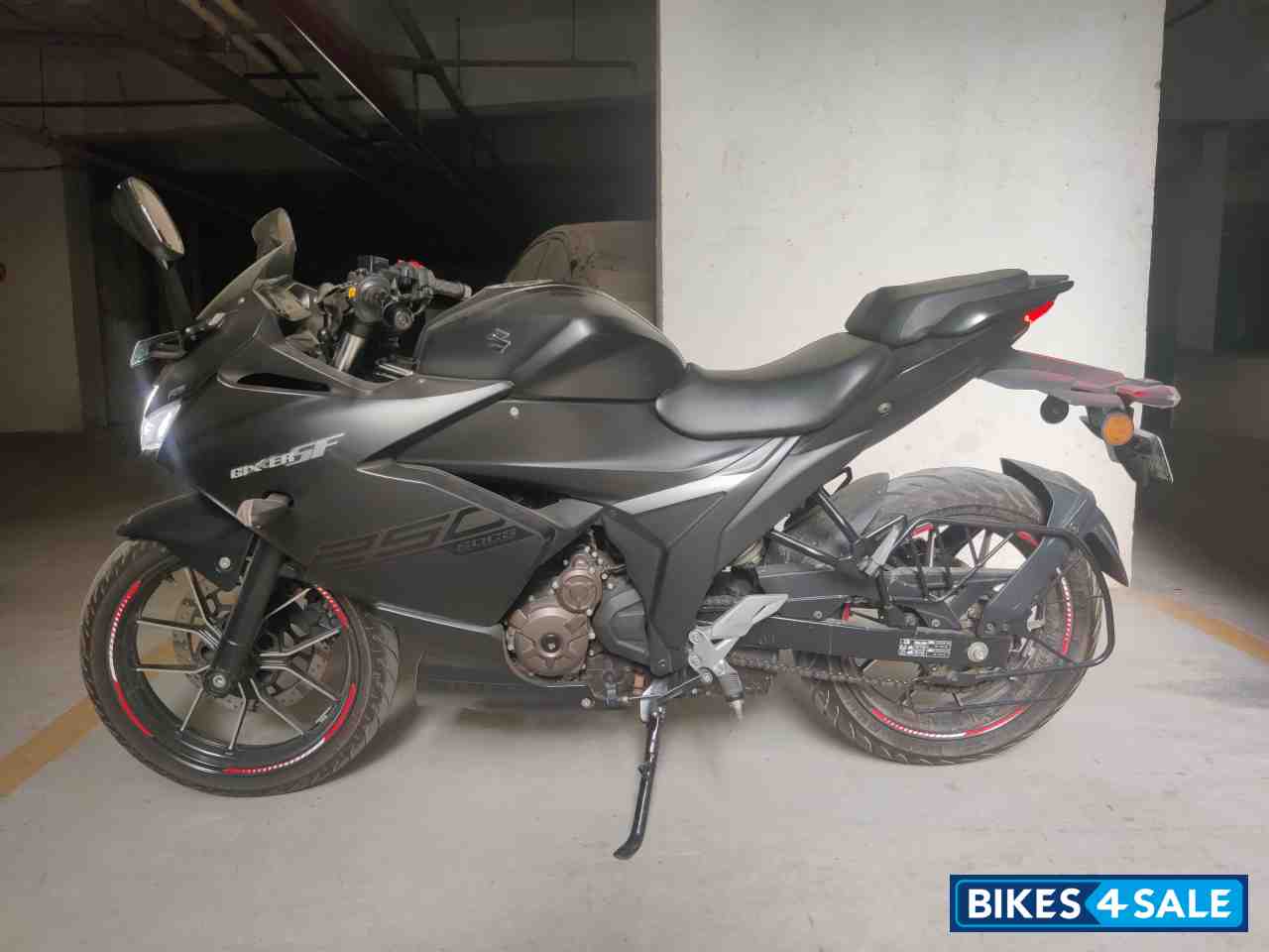 Suzuki Gixxer SF 250