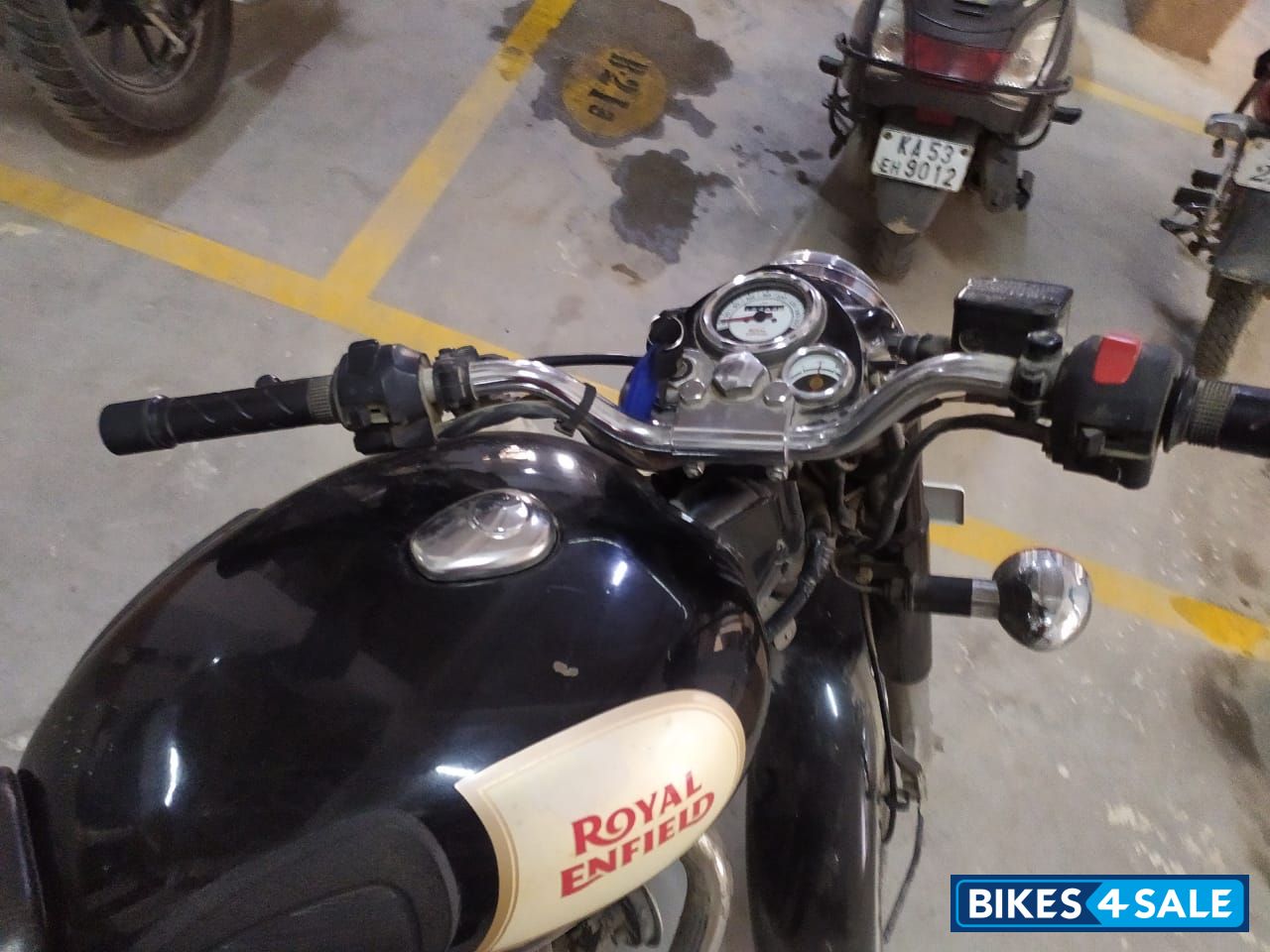 Royal Enfield Classic 350 Royal Enfield Classic 350