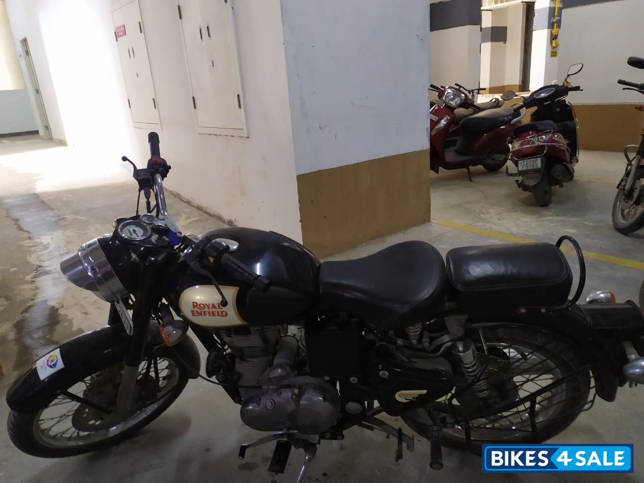 Royal Enfield Classic 350 Royal Enfield Classic 350