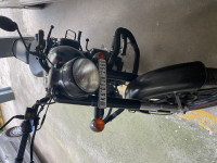 Royal Enfield Classic Stealth Black