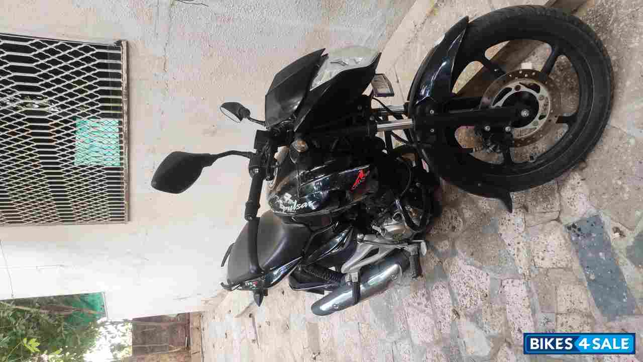 Bajaj Pulsar 135LS