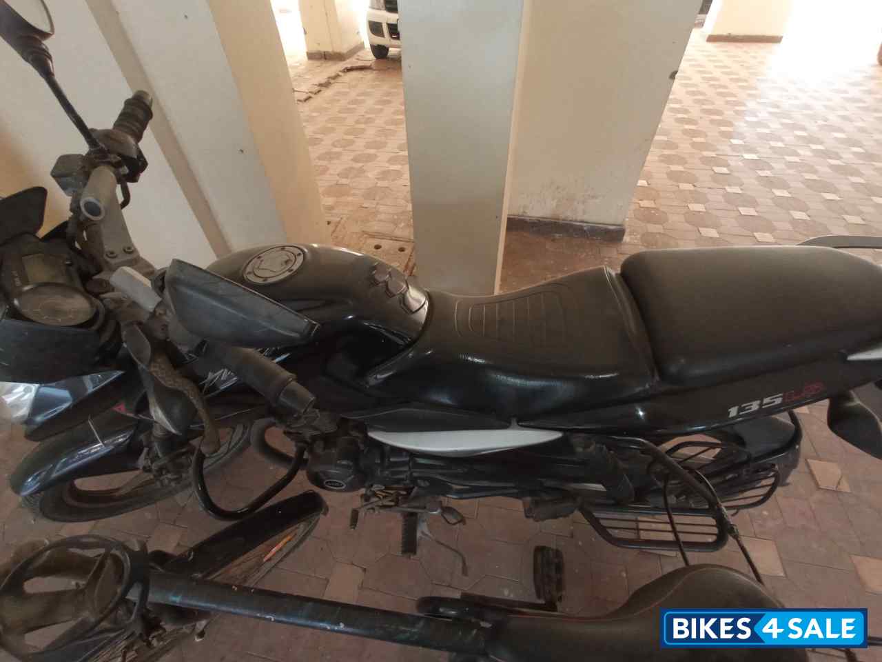 Black Bajaj Pulsar 135LS