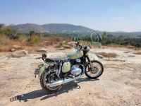 Jawa forty two Dual Channel ABS ¦ Lumos Lime