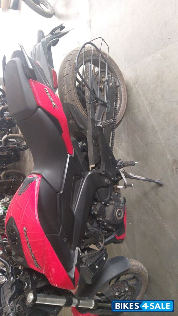 Bajaj Dominar 250