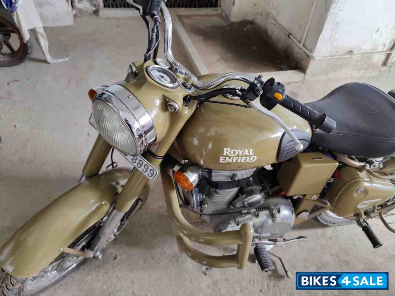 Royal Enfield Classic Desert Storm