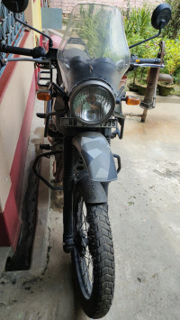 Gray Royal Enfield Himalayan