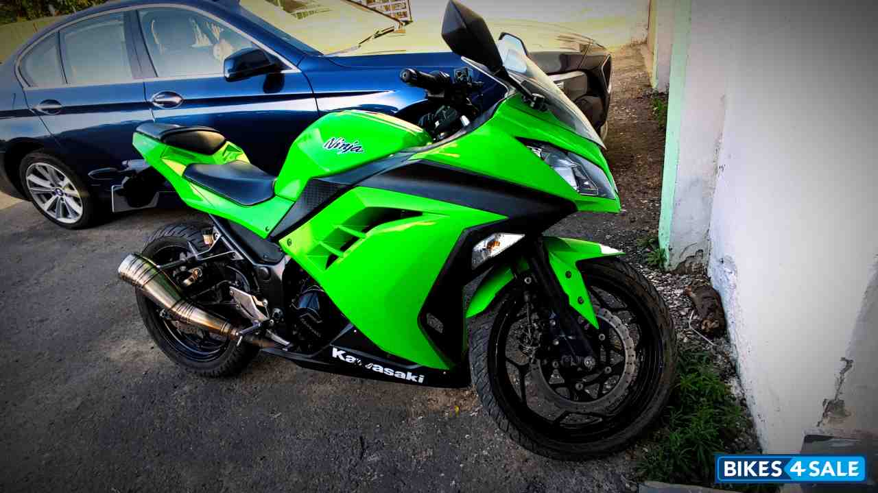 Kawasaki Ninja 300R