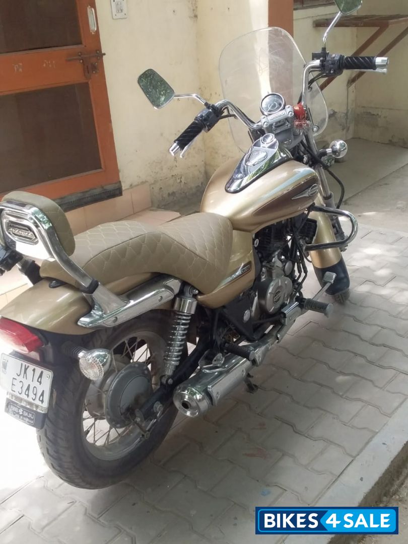 Golden Beige Bajaj Avenger Cruise 220