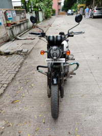 White Royal Enfield Thunderbird X 350