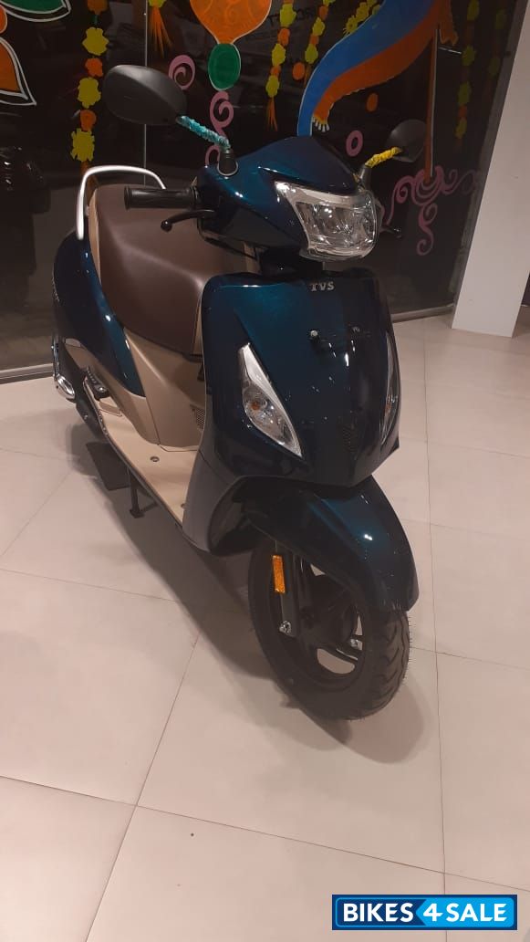 Blue TVS Jupiter ZX BS6