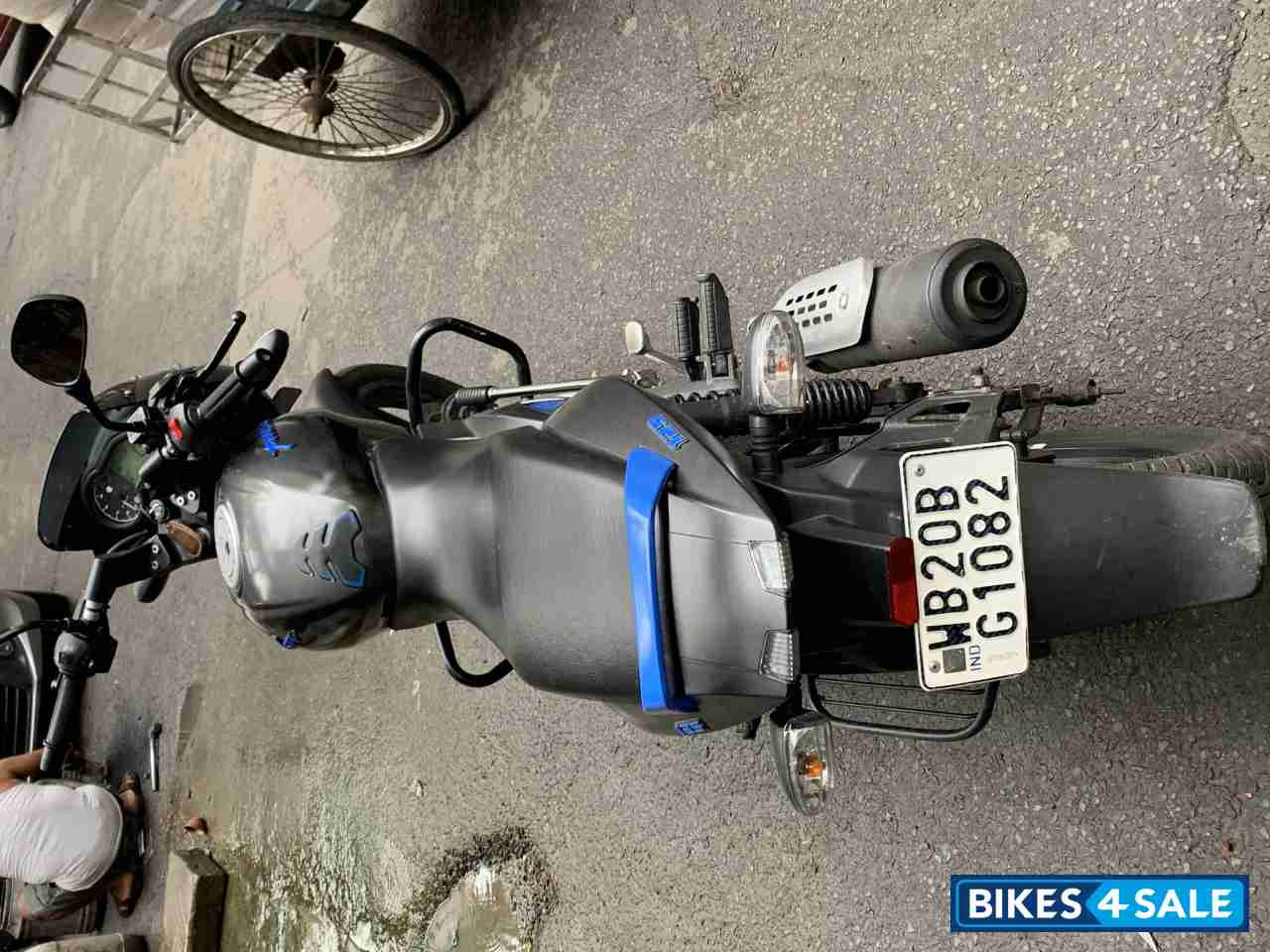 Neon Blue Bajaj Pulsar 125 Neon